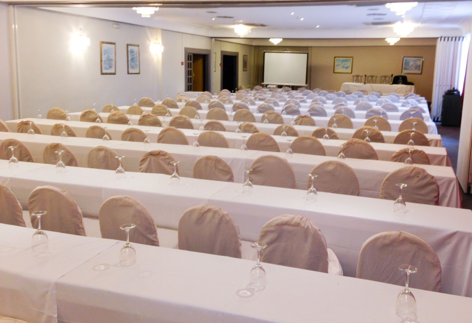 Rey Sancho Palencia Hotel Екстериор снимка